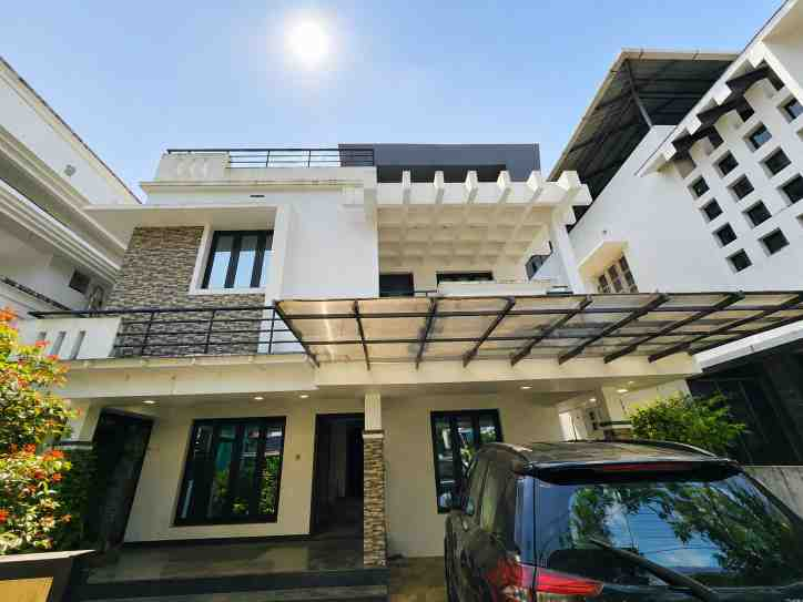 4 BHK Fully Furnished Villa for Sale in Chembumukku, Kochi — ChatGPT Image Aug 10, 2026, 08 03 38 PM
