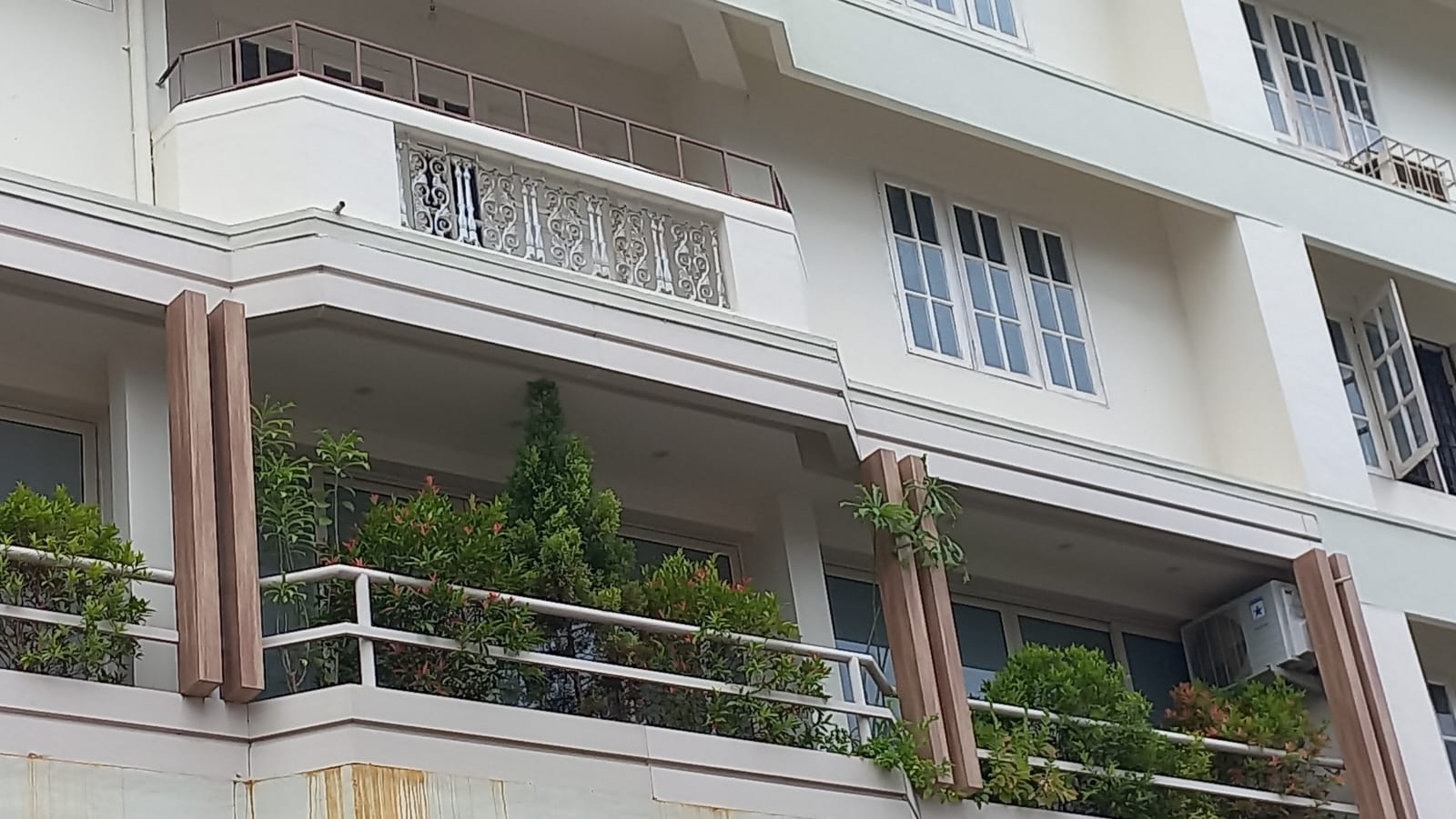 Express Towers Apartments for Sale in Kaloor, Kochi — WhatsApp Image 2026 03 21 at 6.14.04 PM