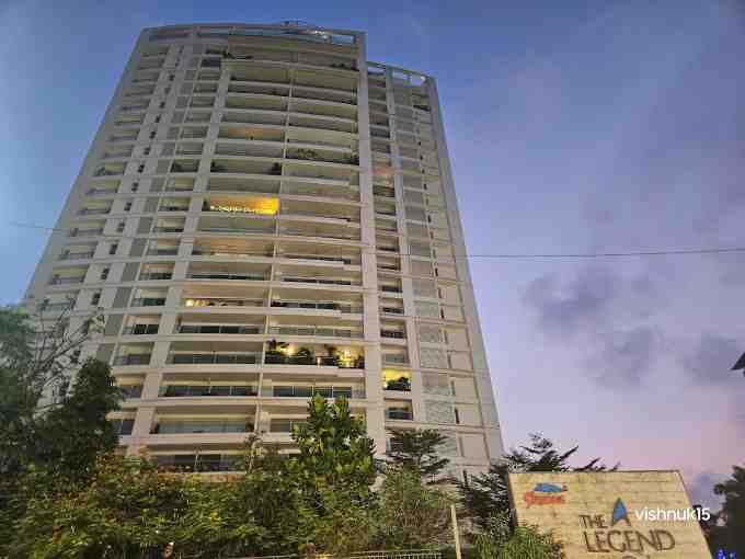 Skyline The Legend Luxury Apartments for Sale in Kaloor, Kochi — unnamed (1)